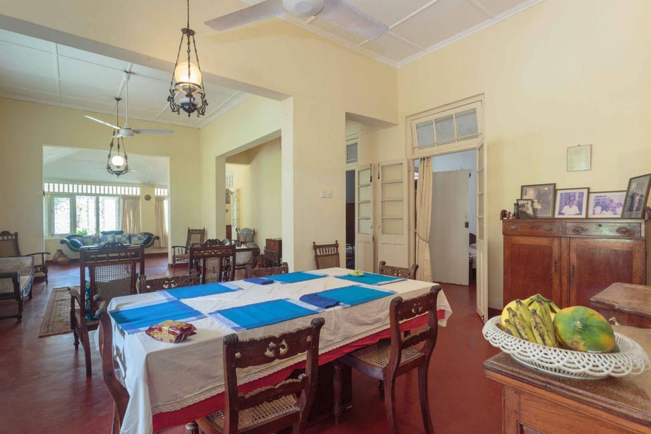 Charming Homestay By The Beach Dehiwala-Mount Lavinia Exterior photo