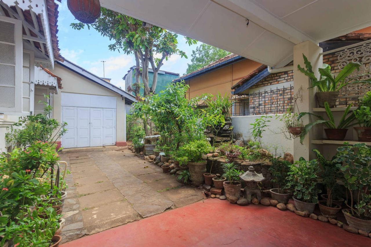 Charming Homestay By The Beach Dehiwala-Mount Lavinia Exterior photo